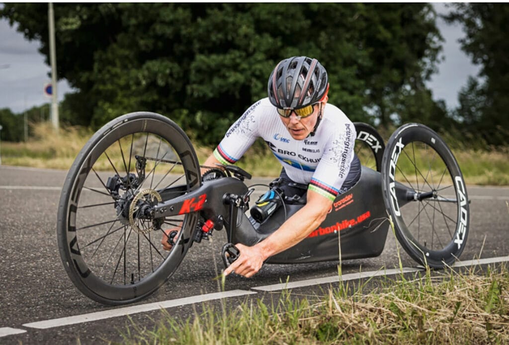 Handbiker Tim de Vries haalt het beste uit zichzelf